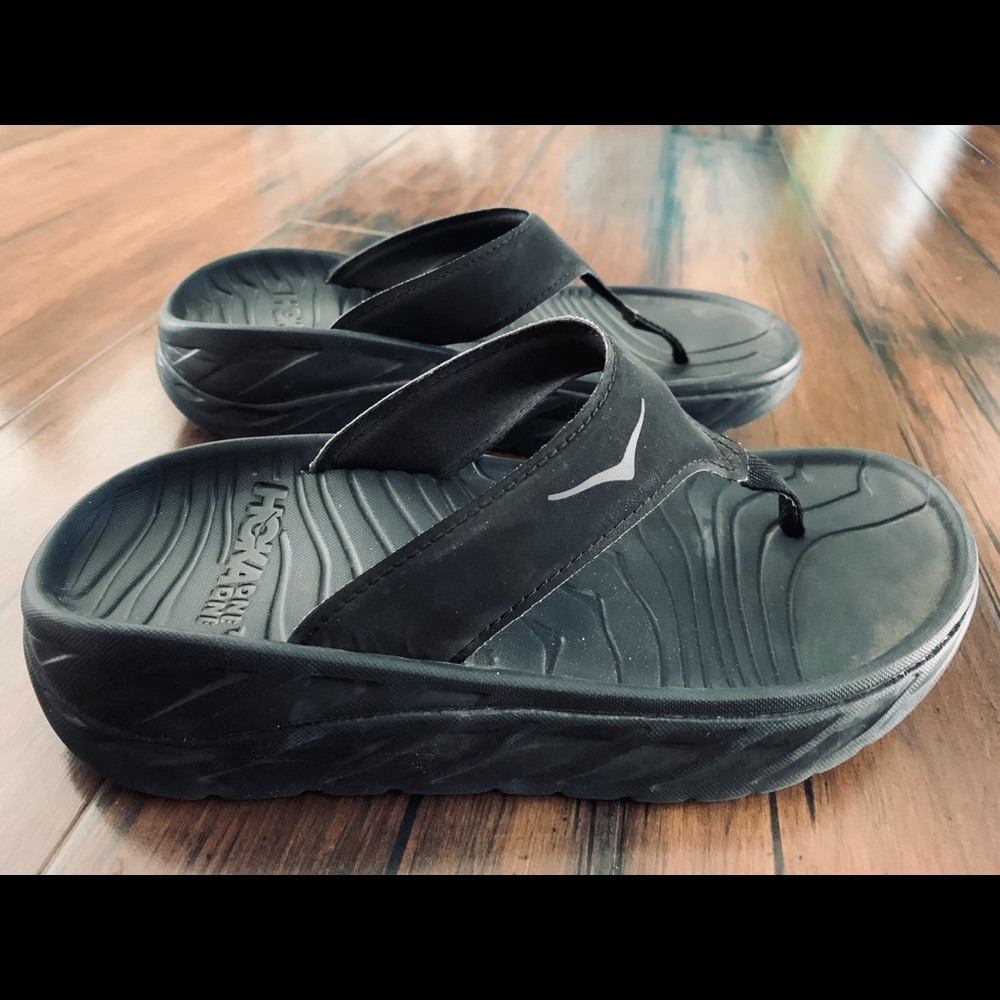 Hoka One One ORA Recovery Flip Flops